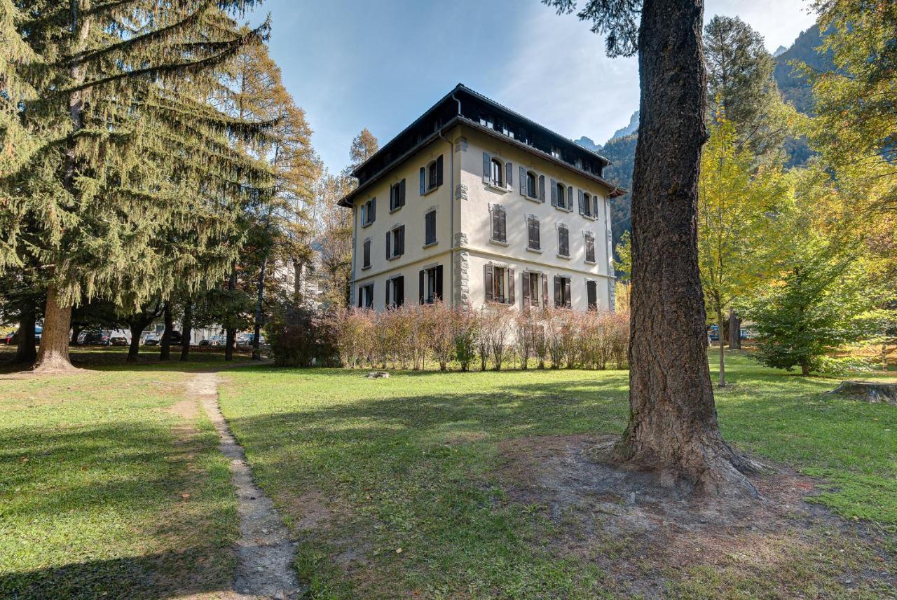 Apartment La Roseraie - Alpes Travel - Central Chamonix Mont Blanc Exterior foto